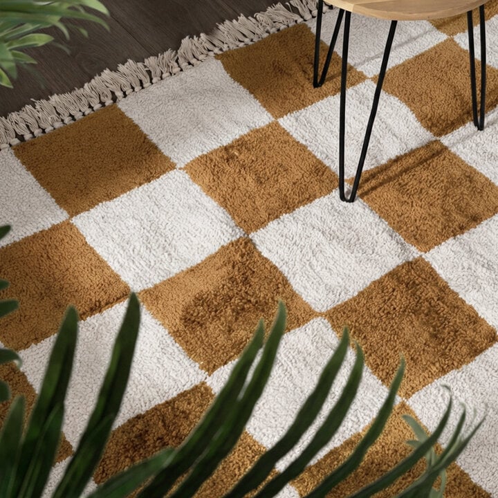 Checkerboard vloerkleed - Blox Fringe Okergeel