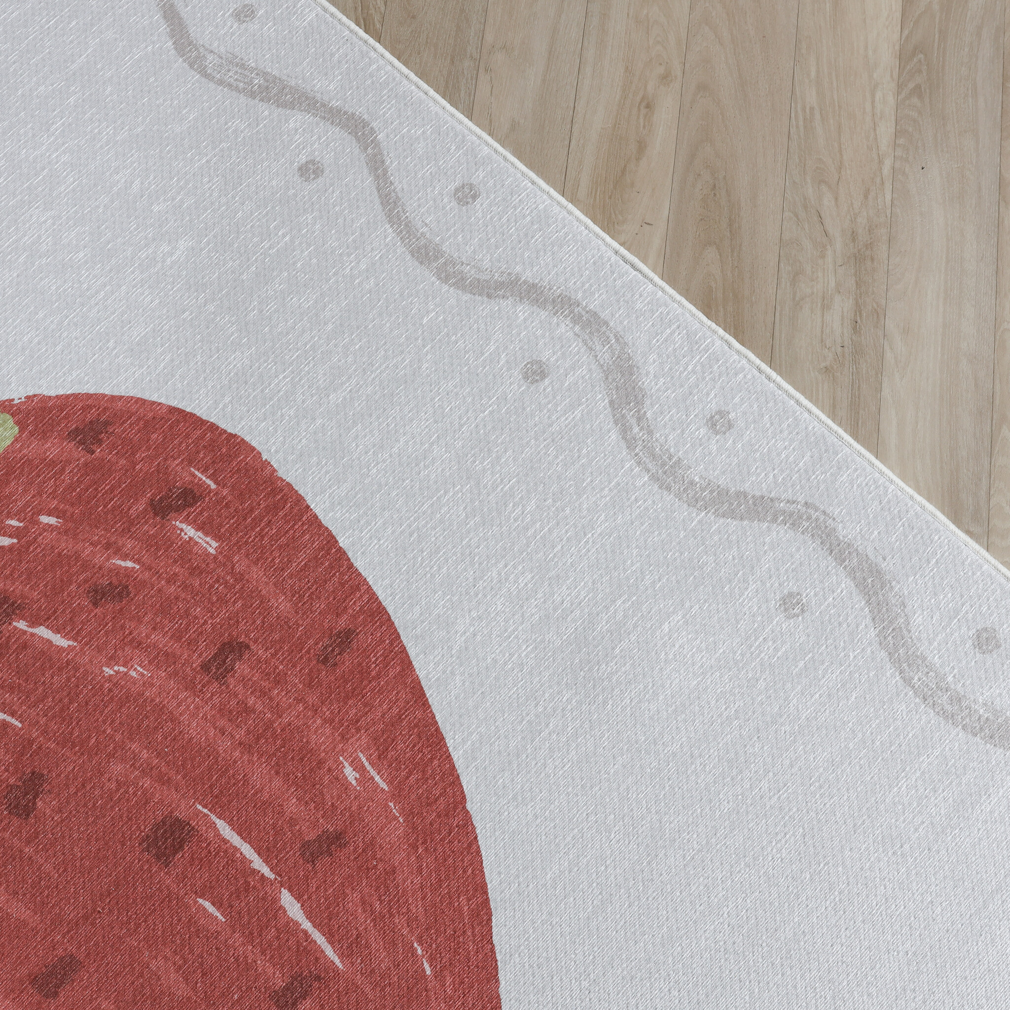 Wasbaar kindervloerkleed - Mick Aarbei Rood - sfeer