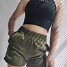 MAAT L: Cropped haltertop Focus - zwart MAAT L: Cropped haltertop Focus - zwart