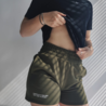 Dance is a feeling shorts - olijf Dance is a feeling shorts - olijf