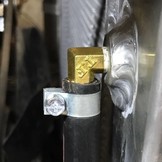 Hose Barb 1/8 NPT 90 ° Brass °