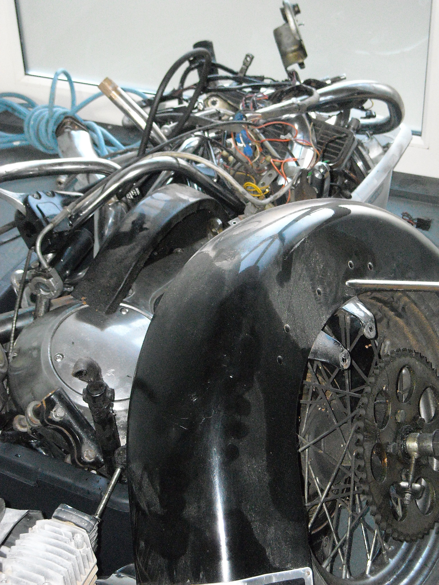 Harley Davidson Shovelhead in krat