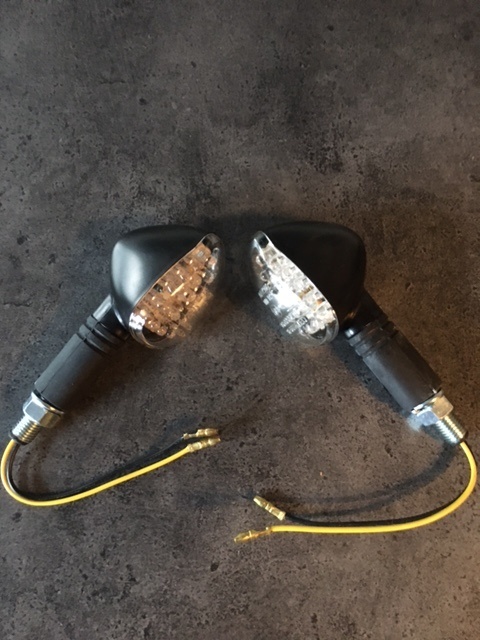 Indicators available in 3 colours