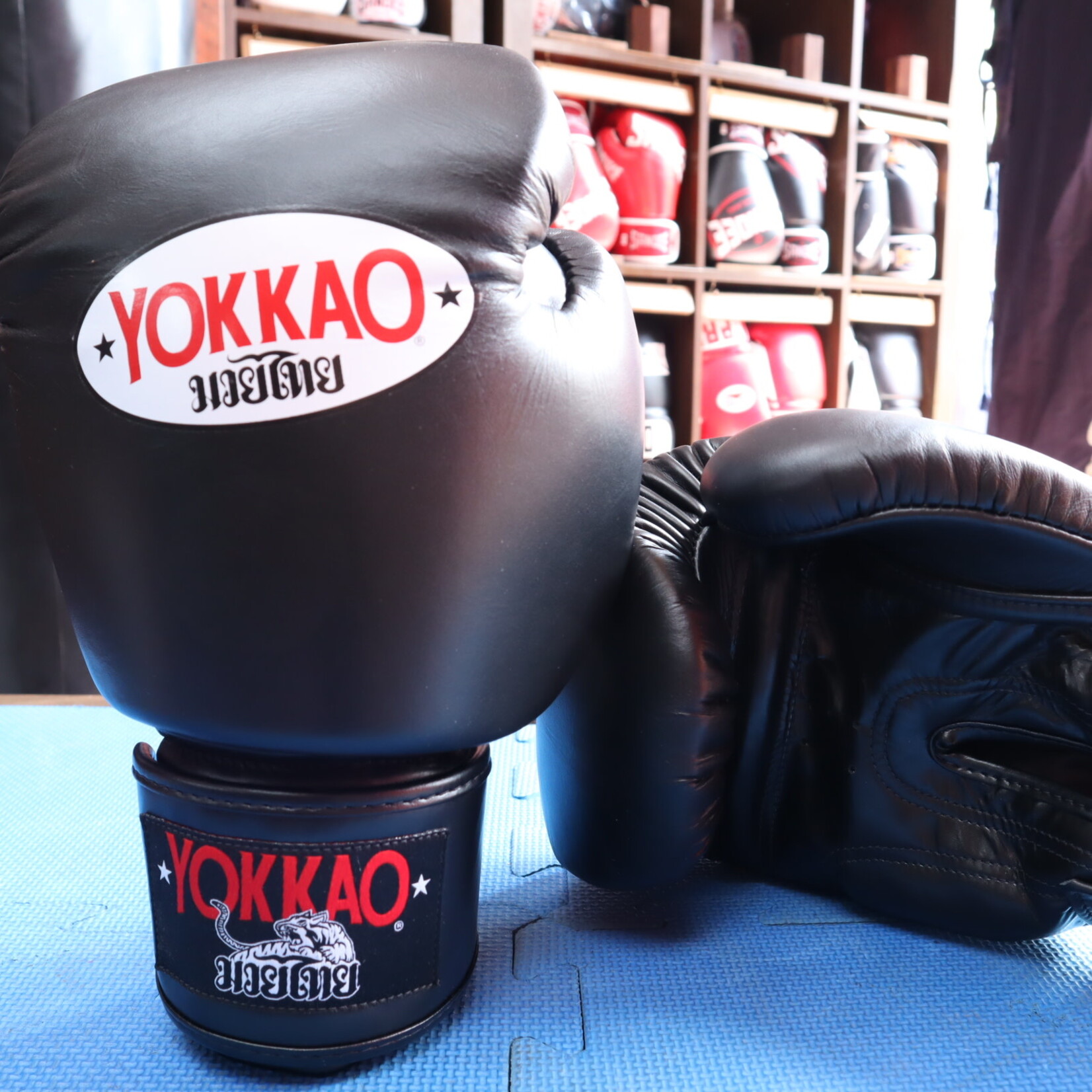 Yokkao Yokkao Boxing Gloves Black