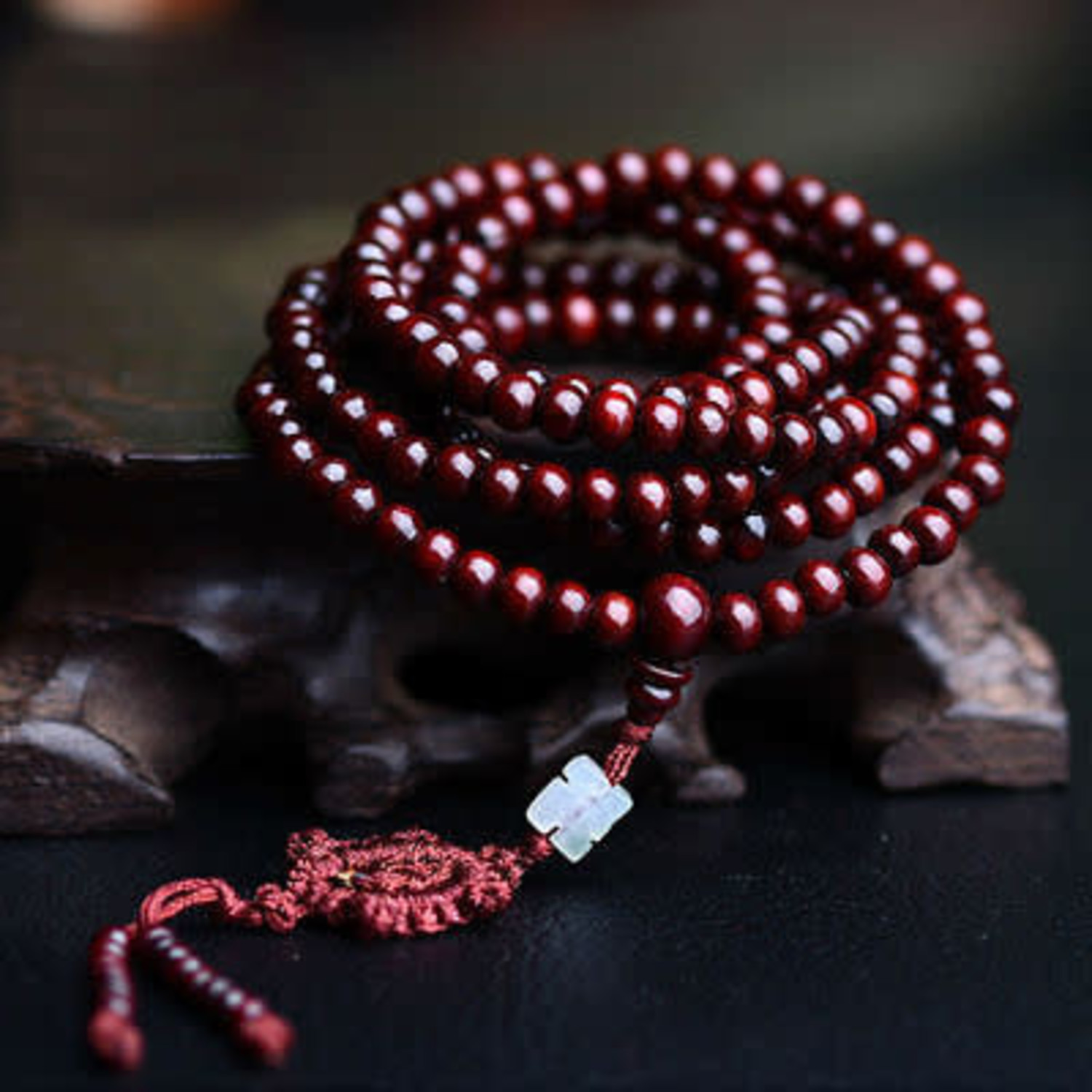 How to Use Buddhist Prayer Beads | Mala Beads for Meditation