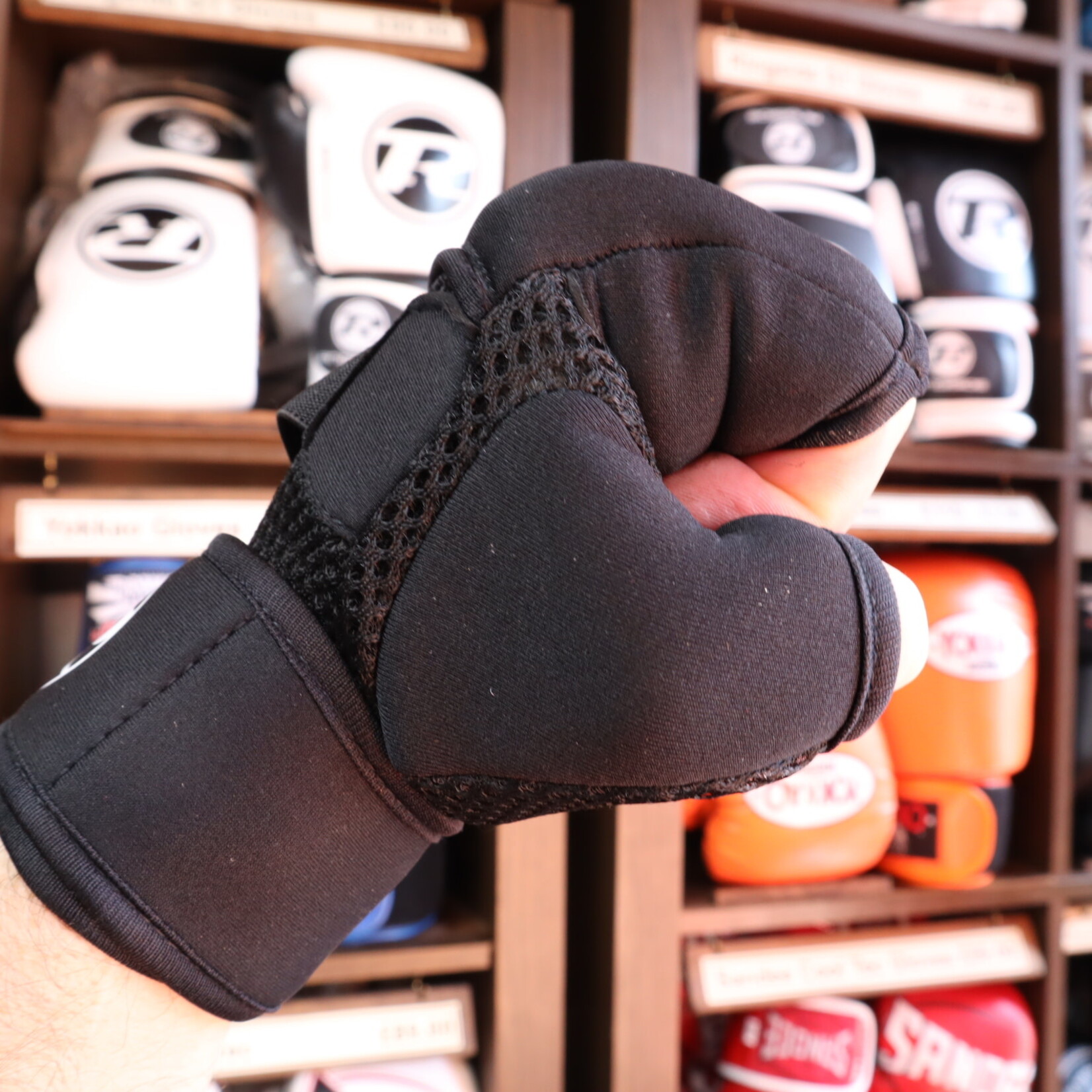 Boxing Hand Wraps Ringside Boxing Super Gel Hand Wraps Black