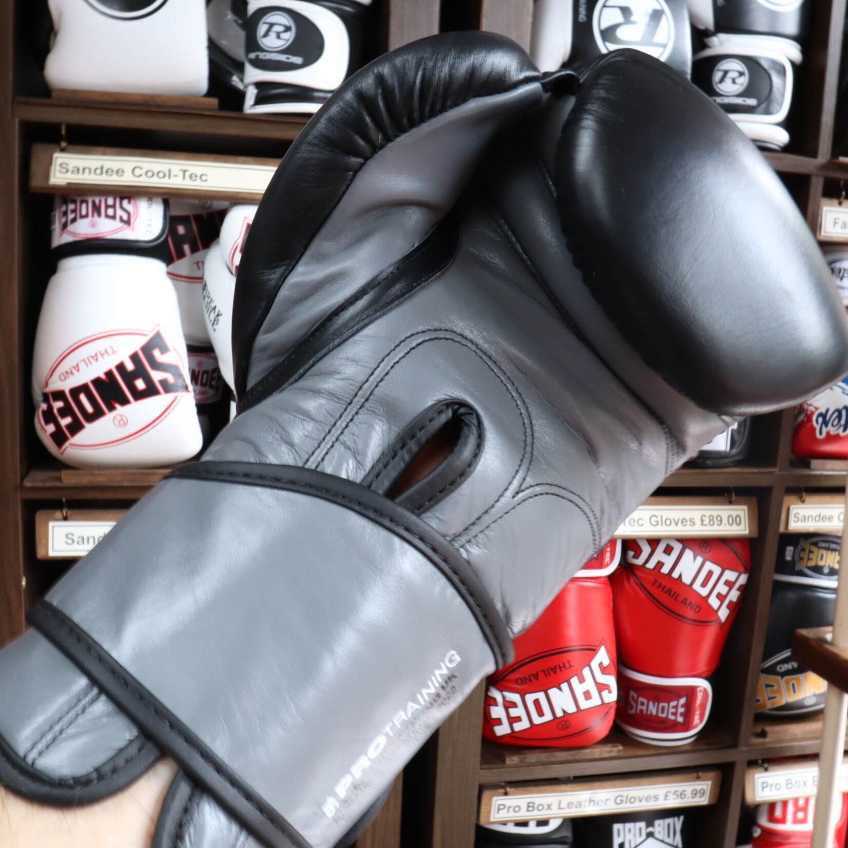 Ringside Ringside Boxing Gloves Black G2