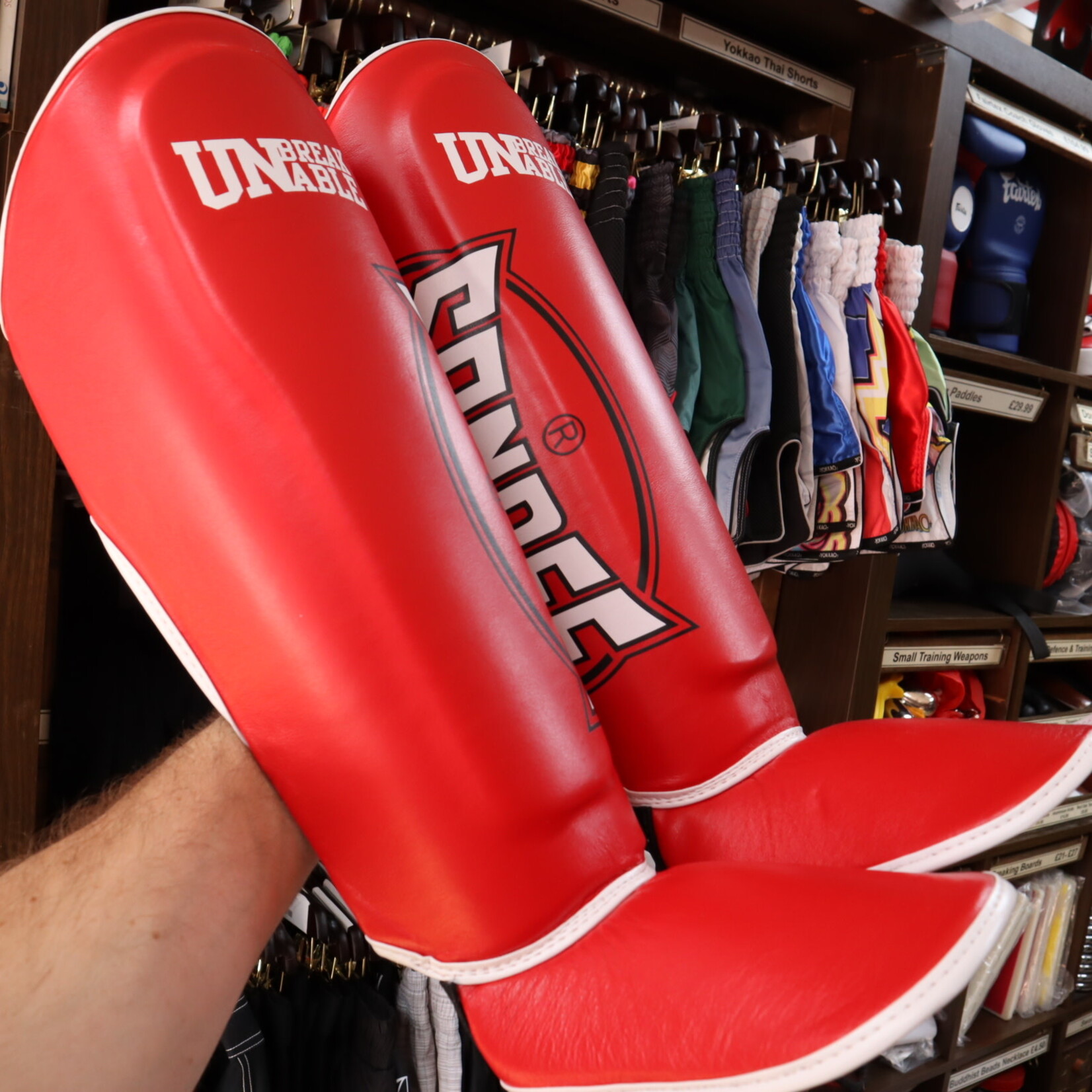 Sandee Sandee Shin Guards Cool Tec Red