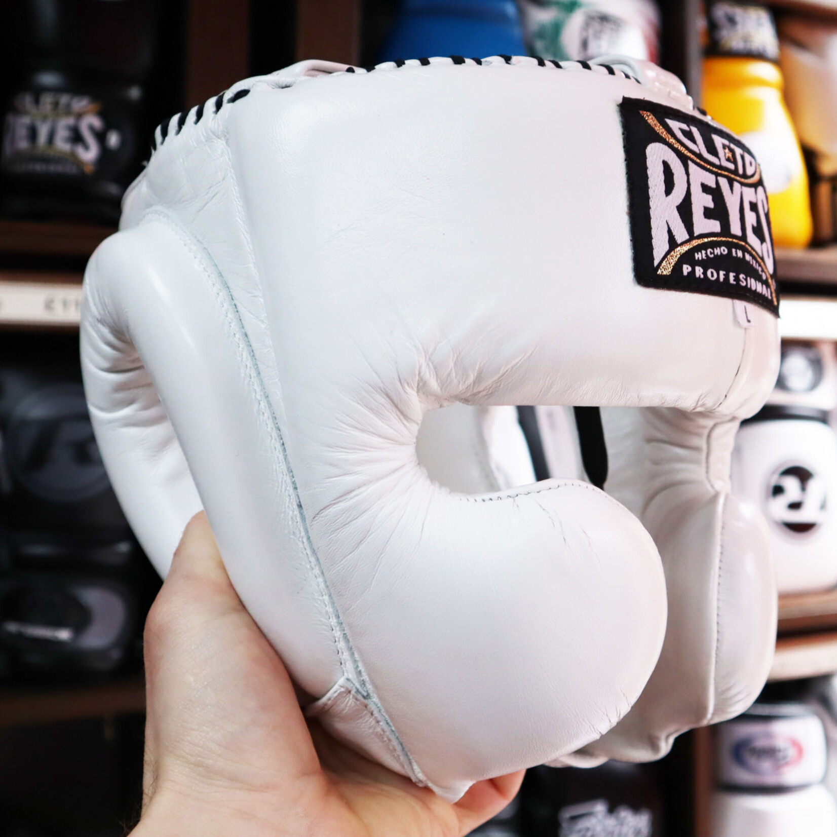 Cleto Reyes Cleto Reyes Headguard with Cheek Protectors White