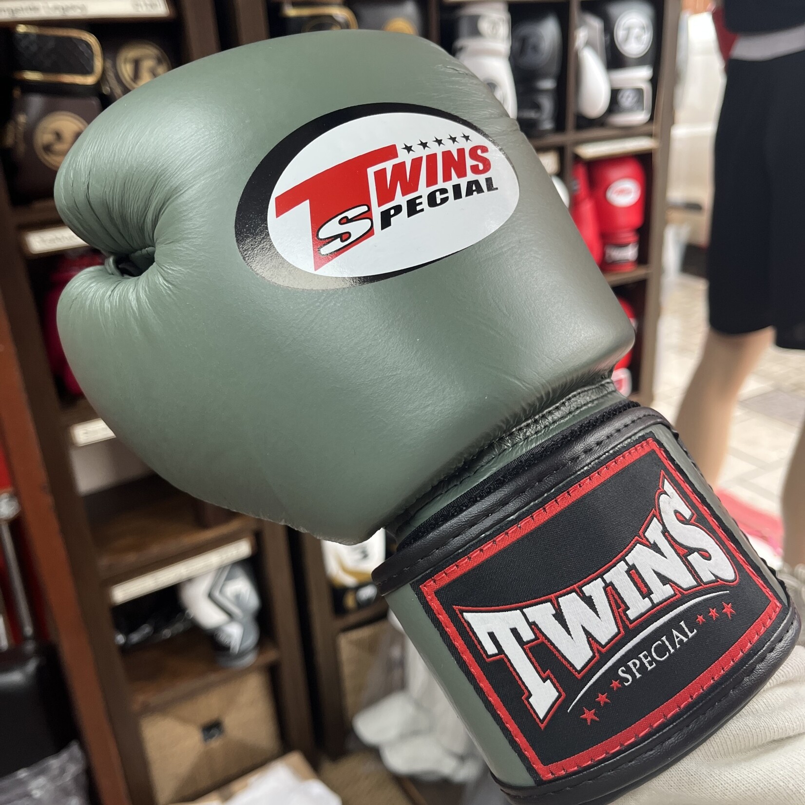 Twins Twins Boxing Gloves Olive Green