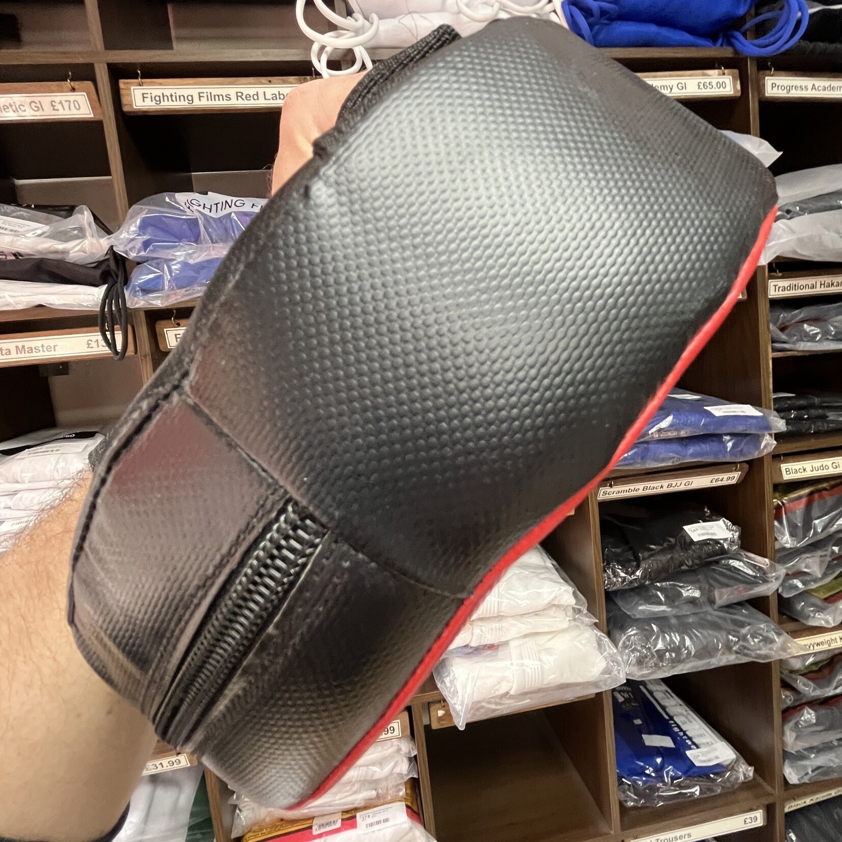 Round Shield
