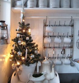 Kerstboom versierd