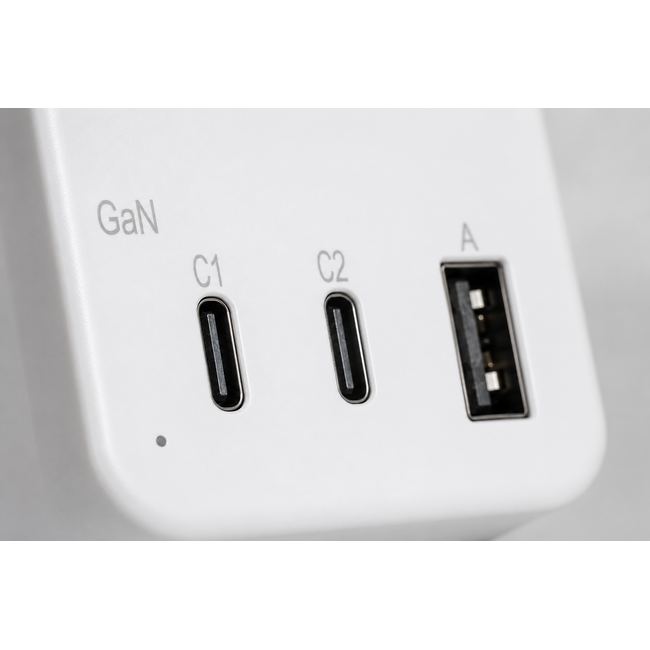 Tradim Triple Charge Elite 65W USB-C snellader met 3 poorten zwart of wit