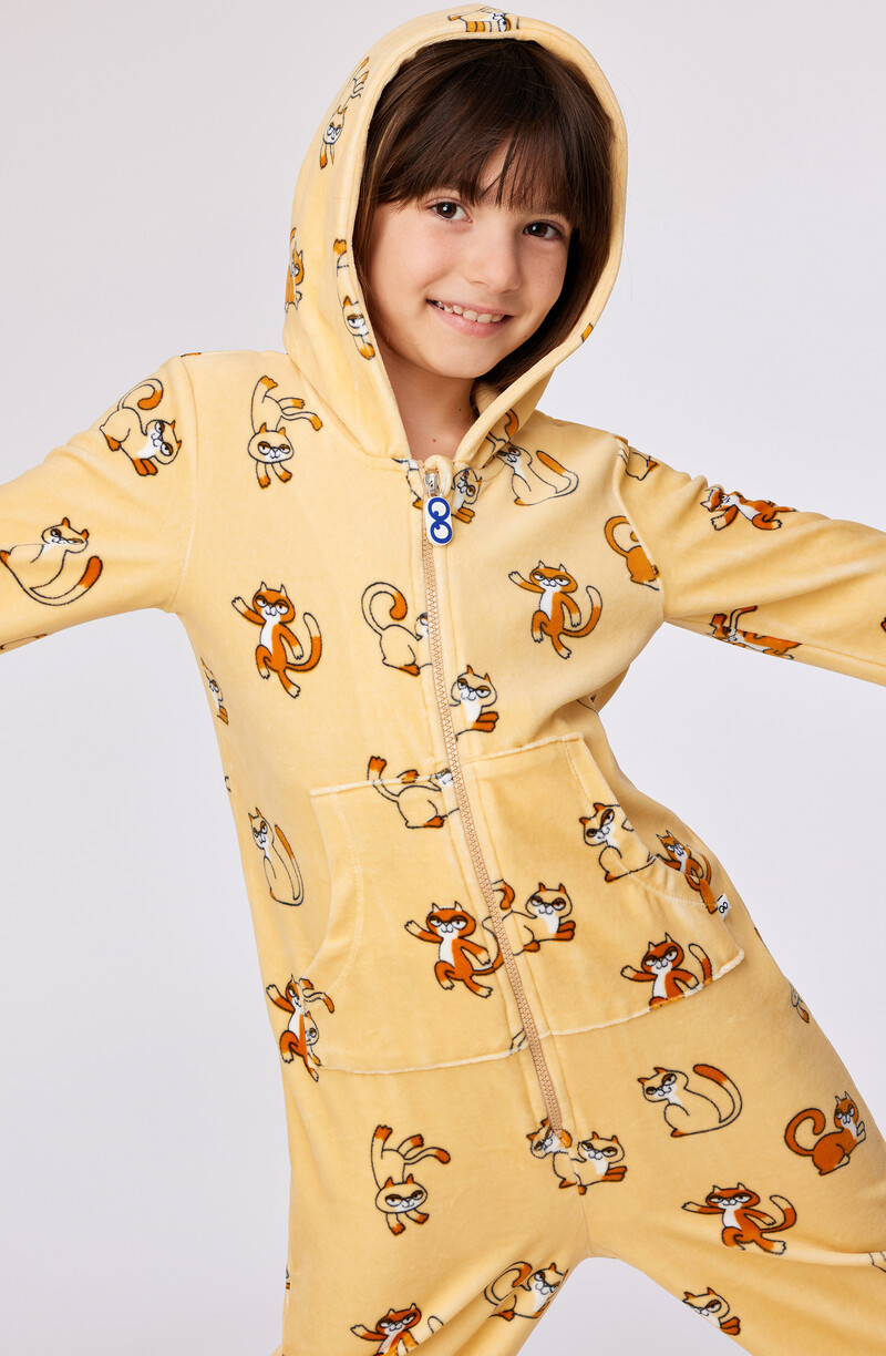 Woody Unisex Onesie, gele kattenprint