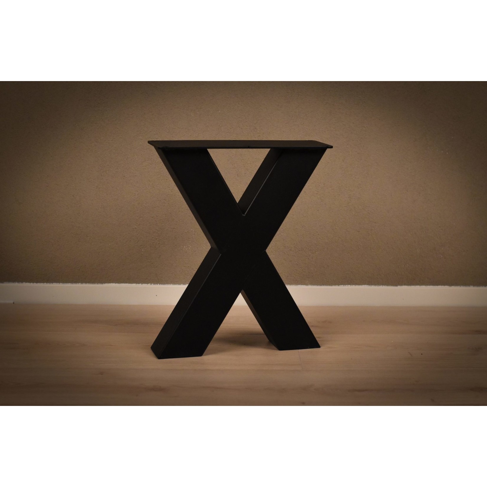 Stalen tafel poten X