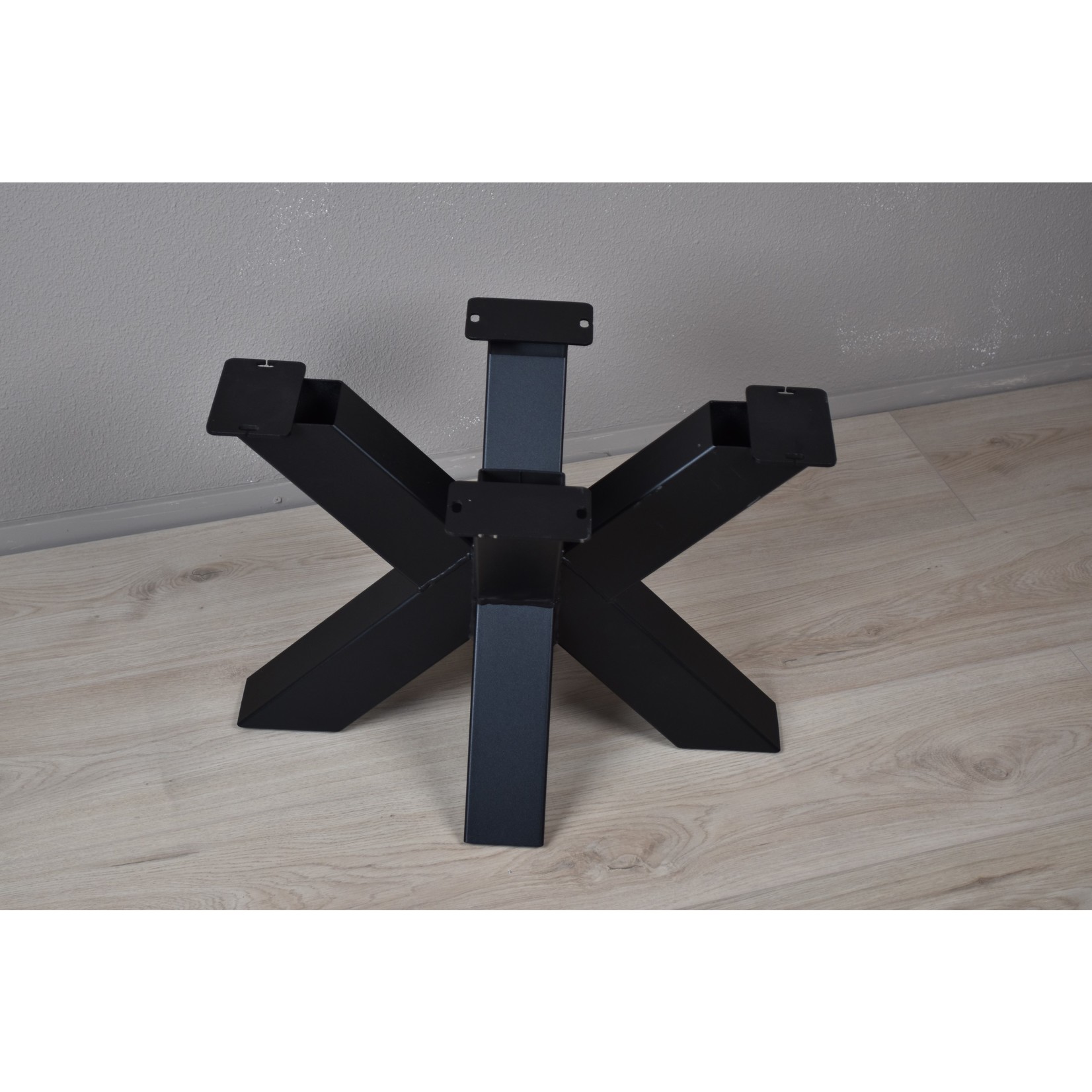 Stalen matrix tafelpoten zwart