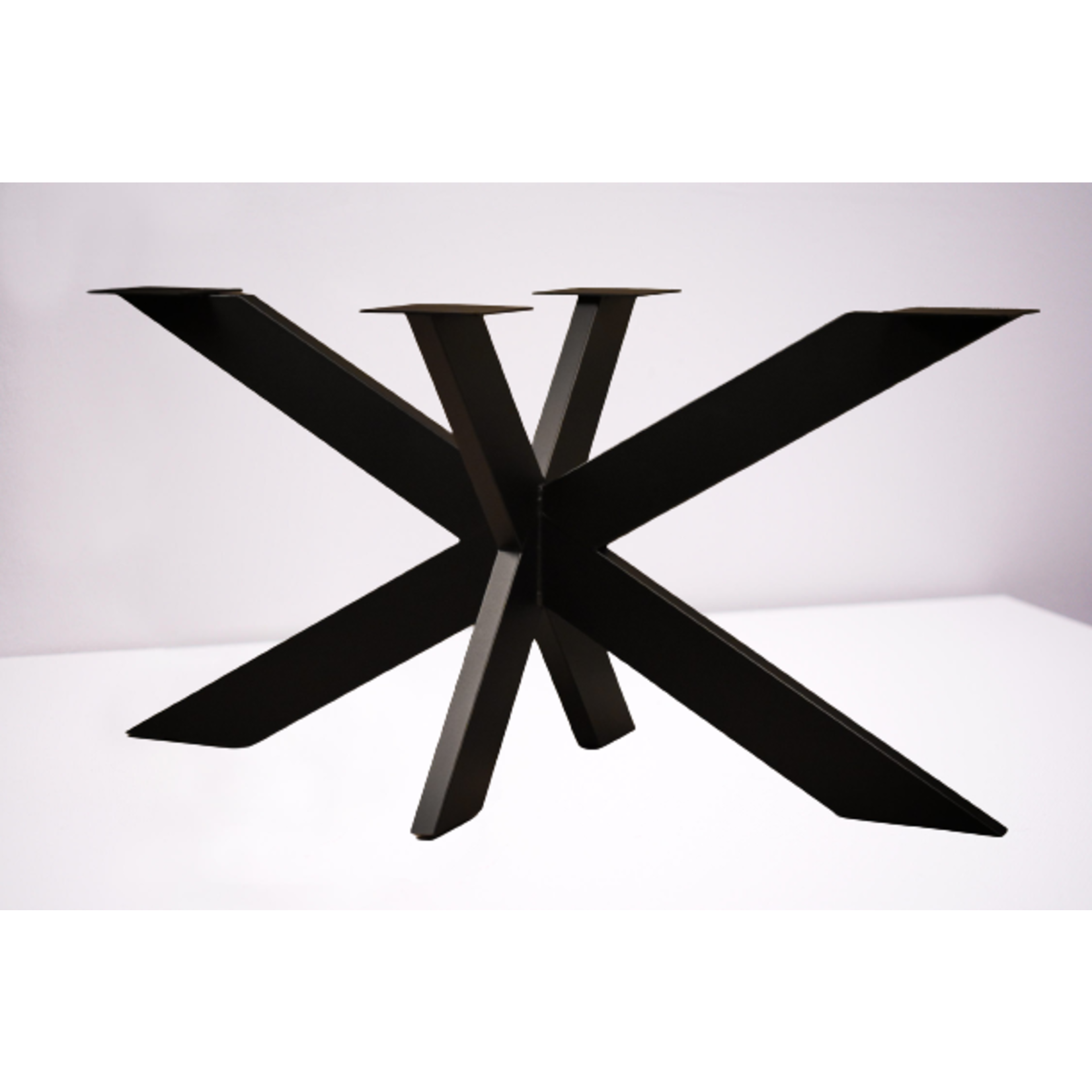 Stalen matrix tafelpoten zwart