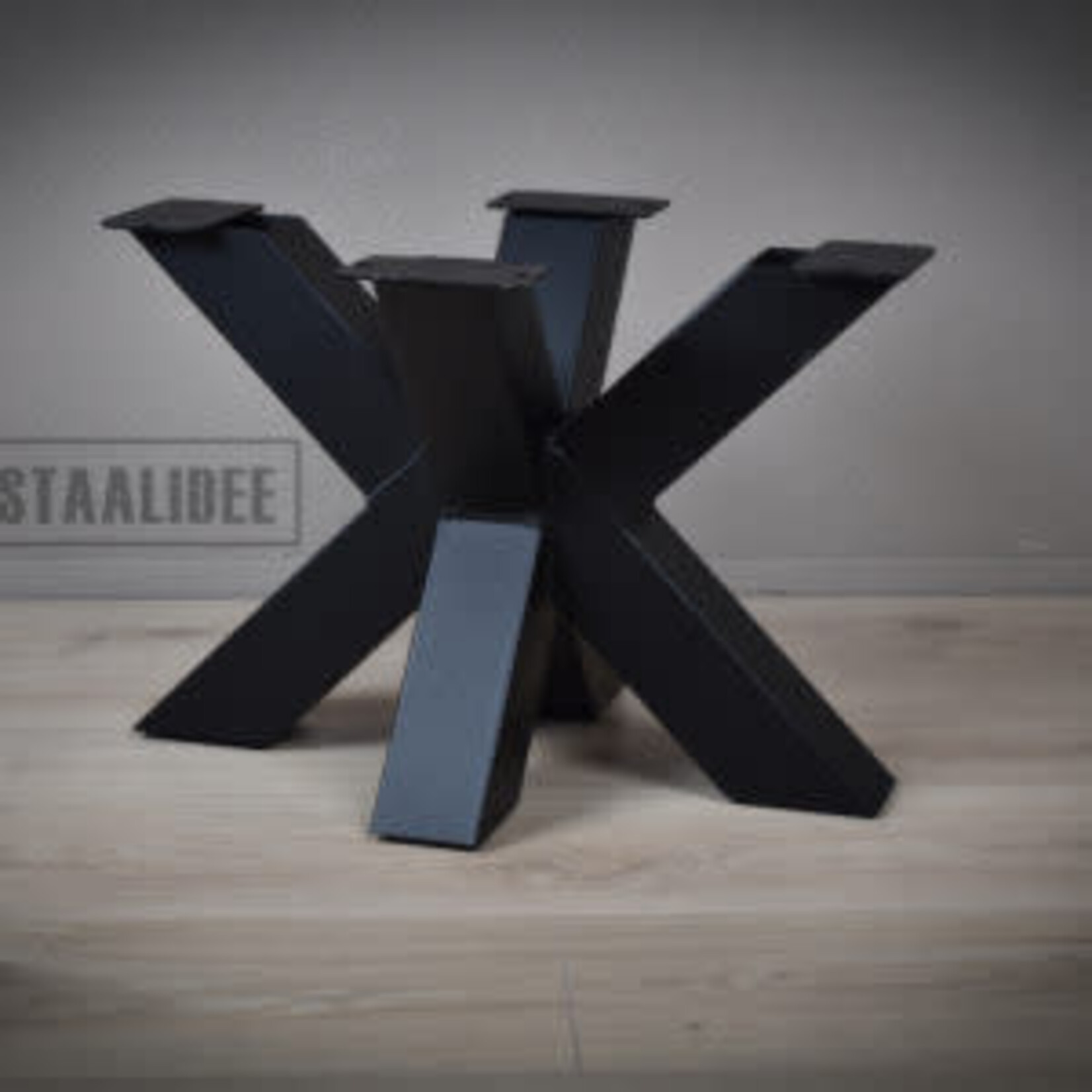 Stalen matrix tafelpoten zwart