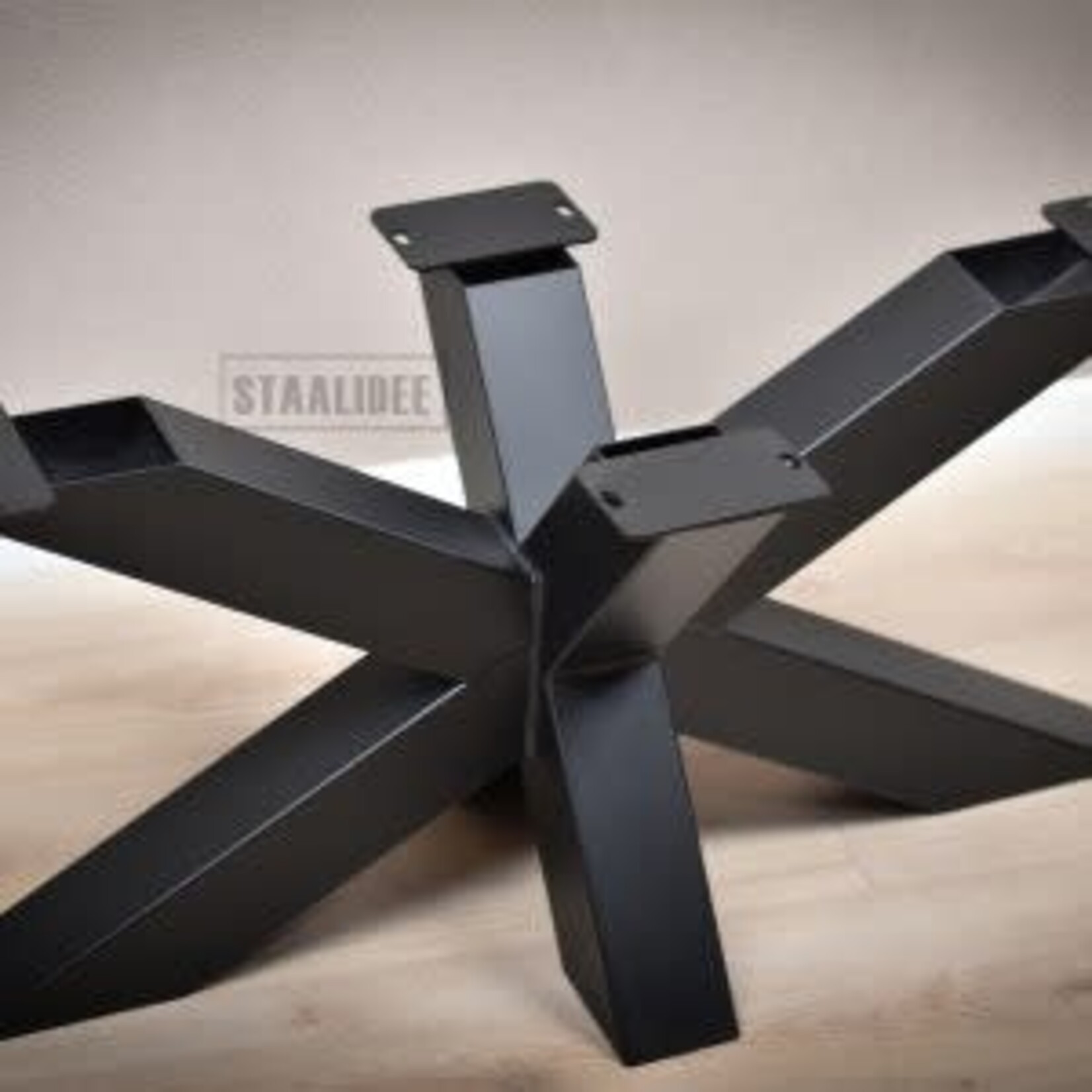 Stalen matrix tafelpoten zwart
