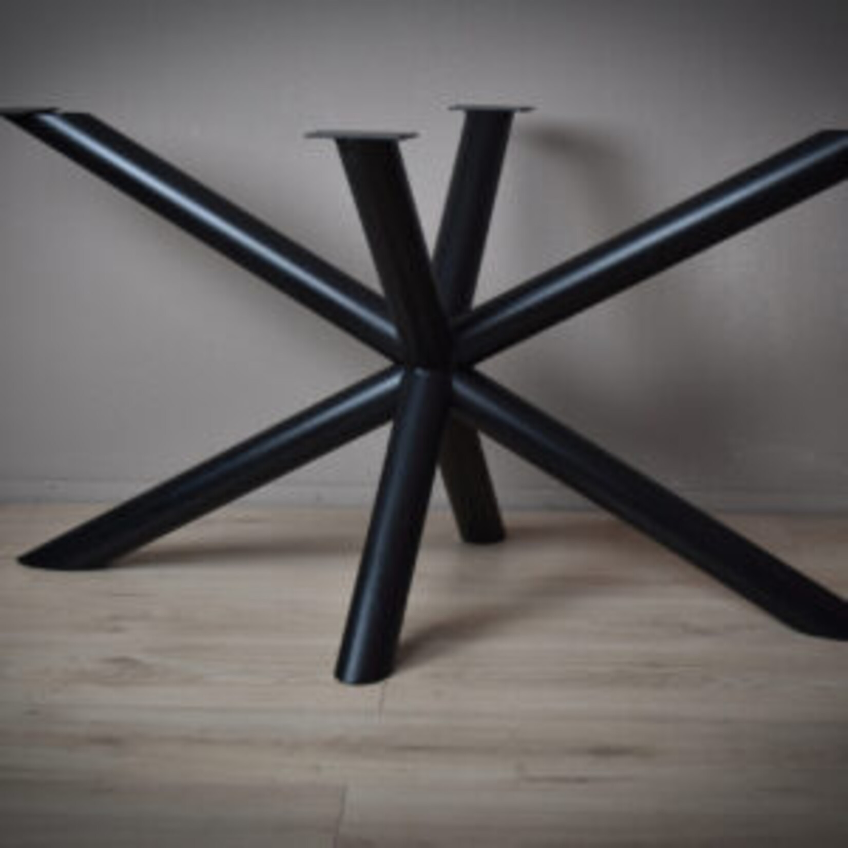 Stalen matrix tafelpoten zwart