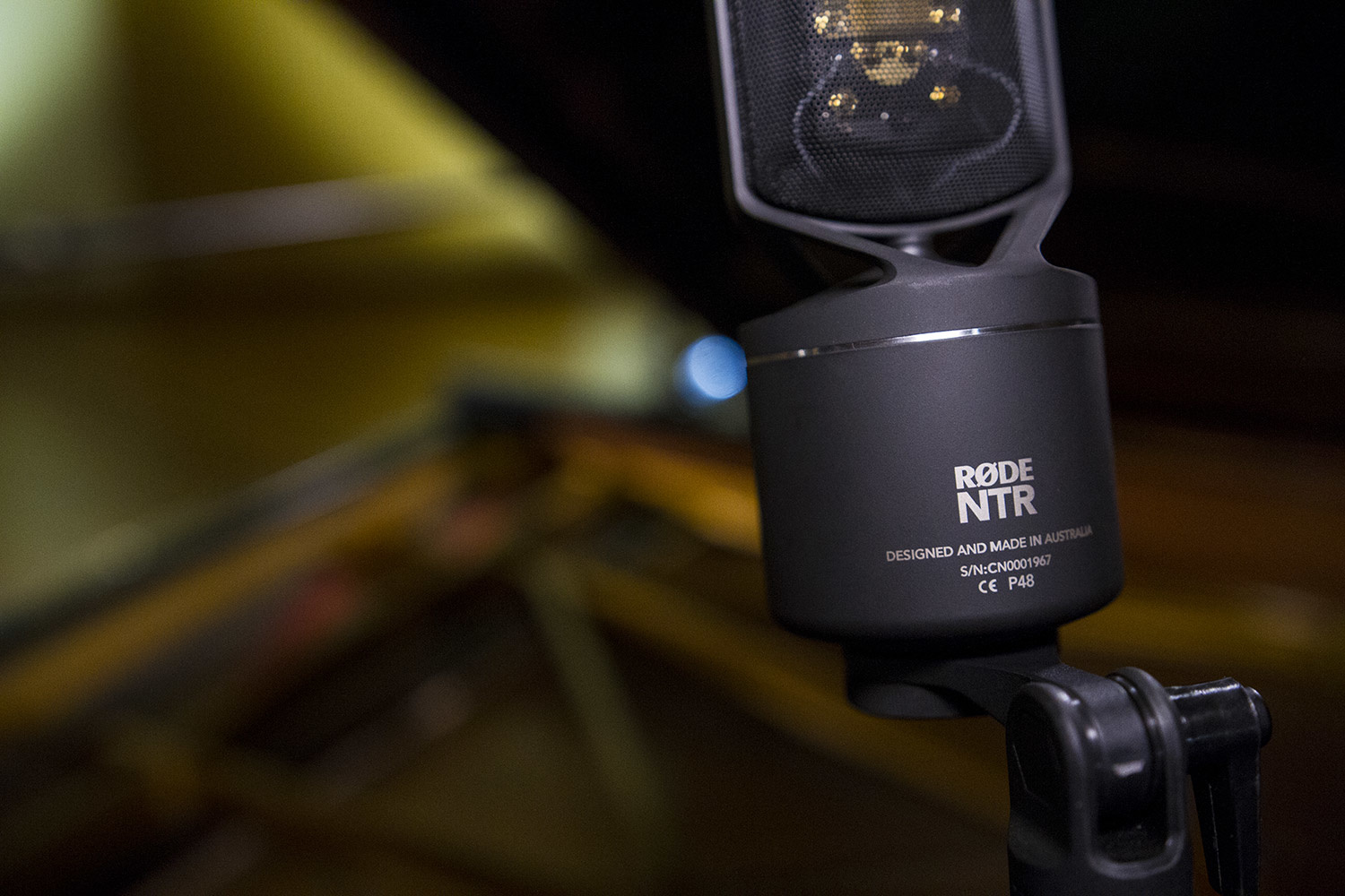 Rode RODE - RODE NTR - Active Ribbon Microphone