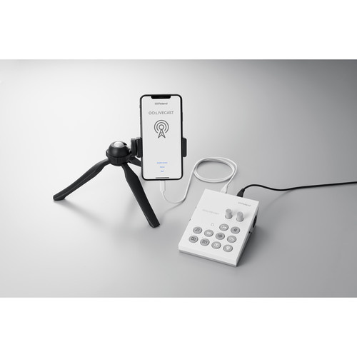 Roland Roland GO:LIVECAST Live Streaming Audio and Video Studio for Smartphones and Tablets