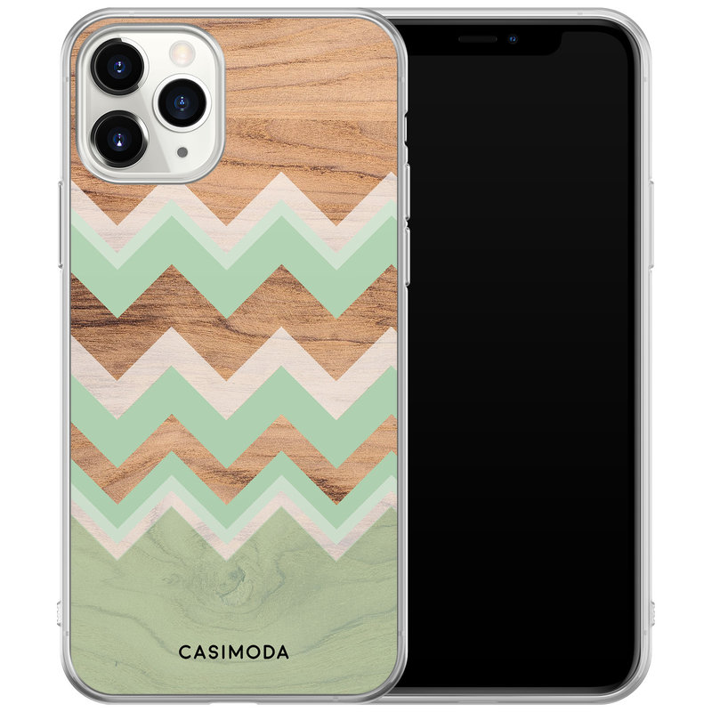 Casimoda iPhone 11 Pro hoesje - Mint wooden chevron