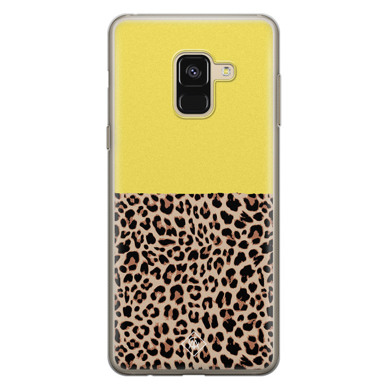 Casimoda Samsung Galaxy A8 (2018) siliconen hoesje - Luipaard geel