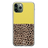 Casimoda iPhone 11 Pro Max siliconen hoesje - Luipaard geel