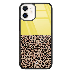 Casimoda iPhone 12 mini glazen hardcase - Luipaard geel