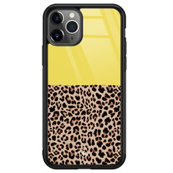 Casimoda iPhone 11 Pro Max glazen hardcase - Luipaard geel