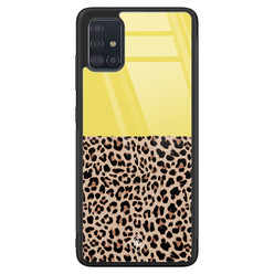 Casimoda Samsung Galaxy A71 glazen hardcase - Luipaard geel