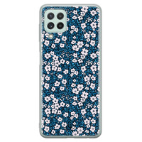 Casimoda Samsung Galaxy A22 4G siliconen hoesje - Bloemen blauw