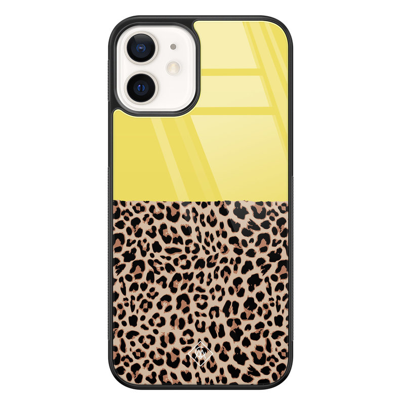 Casimoda iPhone 12 glazen hardcase - Luipaard geel