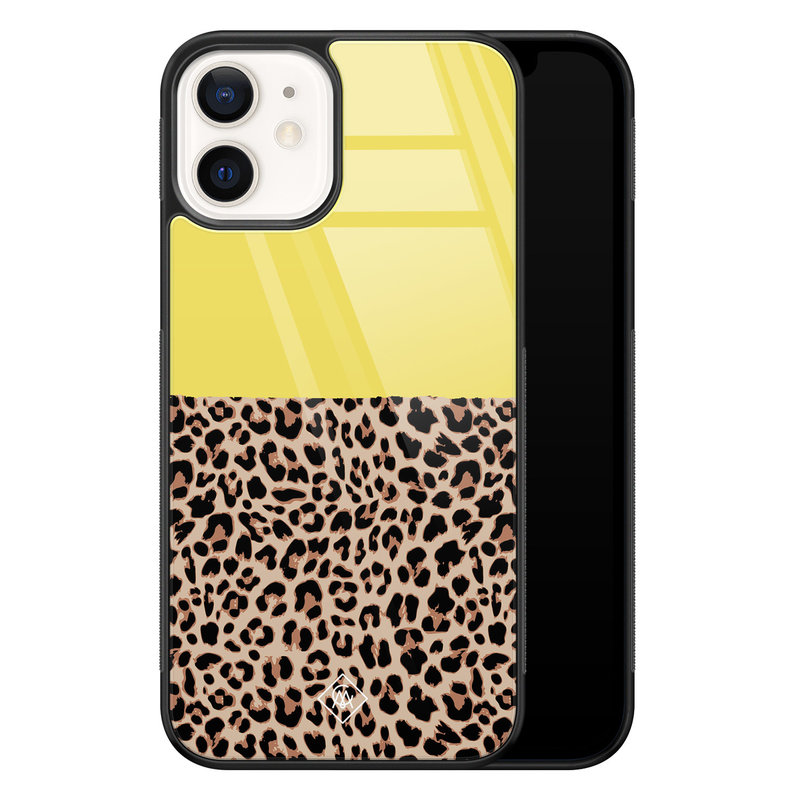 Casimoda iPhone 12 glazen hardcase - Luipaard geel