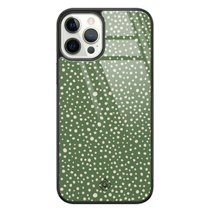 Casimoda iPhone 12 Pro glazen hardcase - Green dots