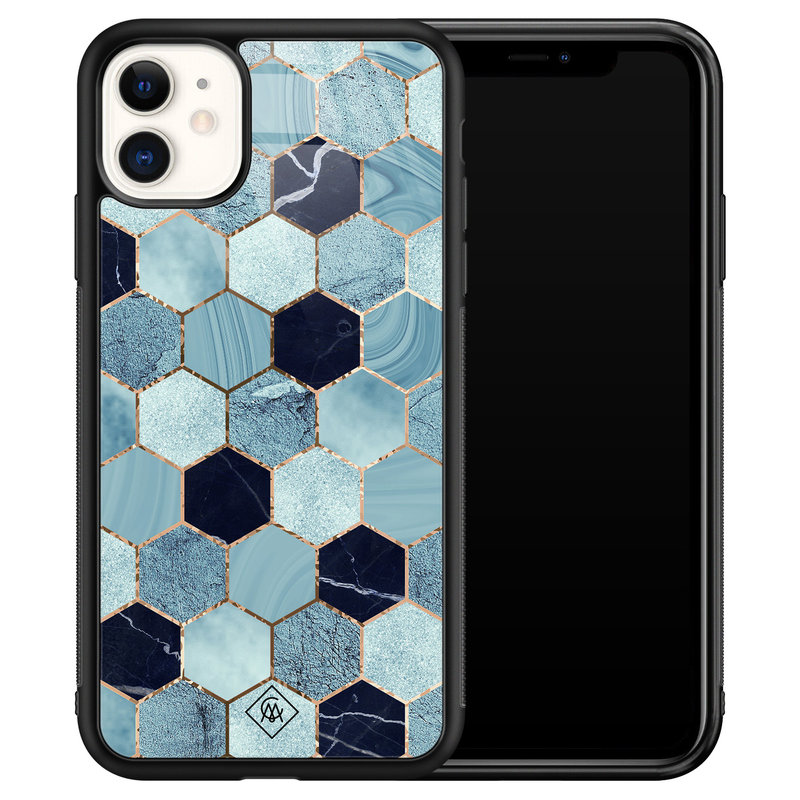 Casimoda iPhone 11 glazen hardcase - Blue cubes