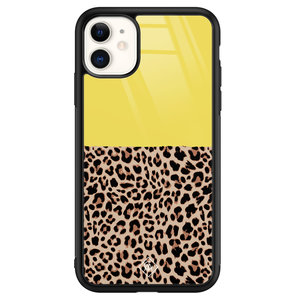 Casimoda iPhone 11 glazen hardcase - Luipaard geel