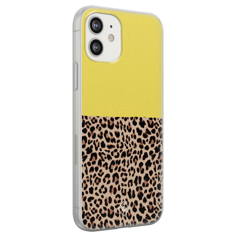 Casimoda iPhone 12 siliconen hoesje - Luipaard geel