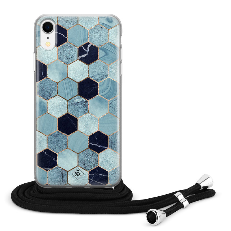 Casimoda iPhone XR hoesje met koord - Blue cubes