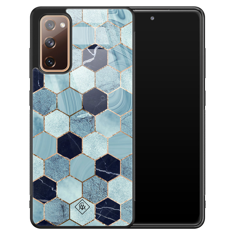 Casimoda Samsung Galaxy S20 FE glazen hardcase - Blue cubes