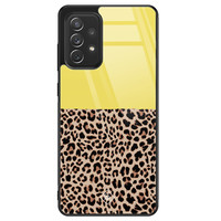 Casimoda Samsung Galaxy A52s glazen hardcase - Luipaard geel