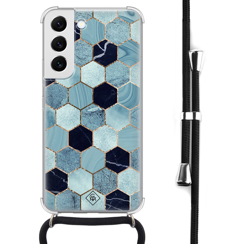 Casimoda Samsung Galaxy S22 hoesje met koord - Blue cubes