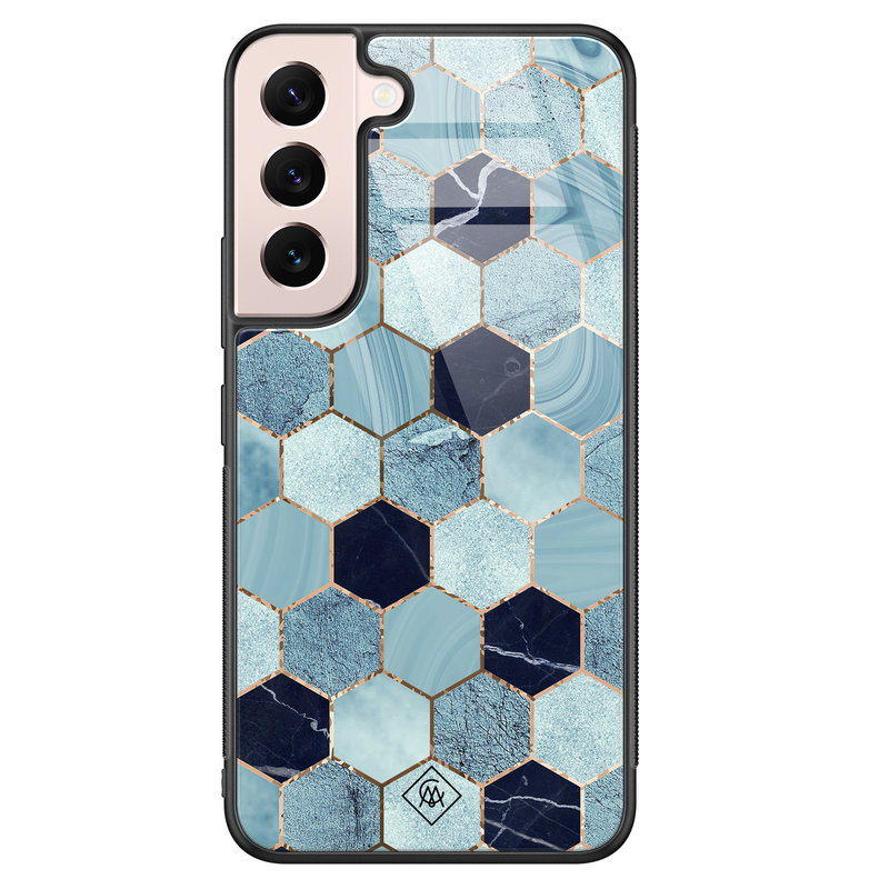 Casimoda Samsung Galaxy S22 glazen hardcase - Blue cubes