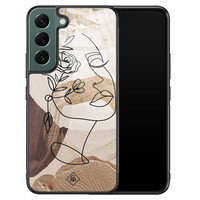 Casimoda Samsung Galaxy S22 Plus glazen hardcase - Abstract gezicht bruin