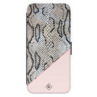 Casimoda Samsung Galaxy S22 flipcase - Snake print roze