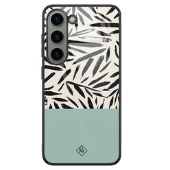 Casimoda Samsung Galaxy S23 glazen hardcase - Abstract mint palms