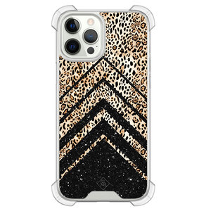 Casimoda iPhone 12 (Pro) siliconen shockproof hoesje - Chevron luipaard