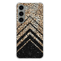 Casimoda Samsung Galaxy S23 siliconen shockproof hoesje - Chevron luipaard