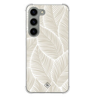 Casimoda Samsung Galaxy S23 siliconen shockproof hoesje - Palmy leaves beige